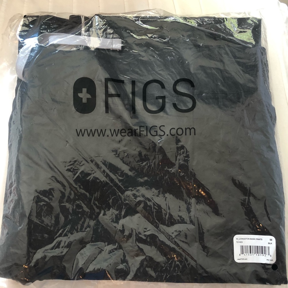 Figs Livingston black scrub pants, Size Medium